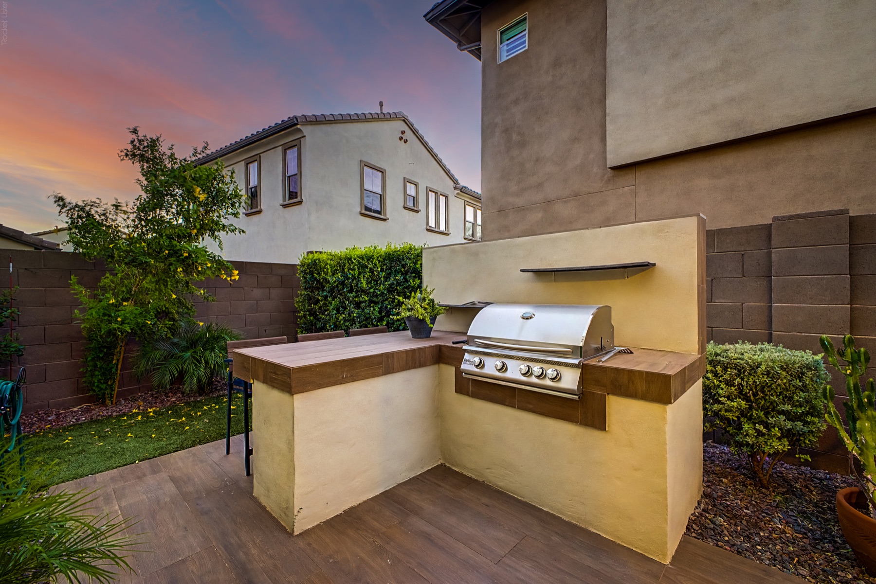Built-in outdoor grill and entertaining counter